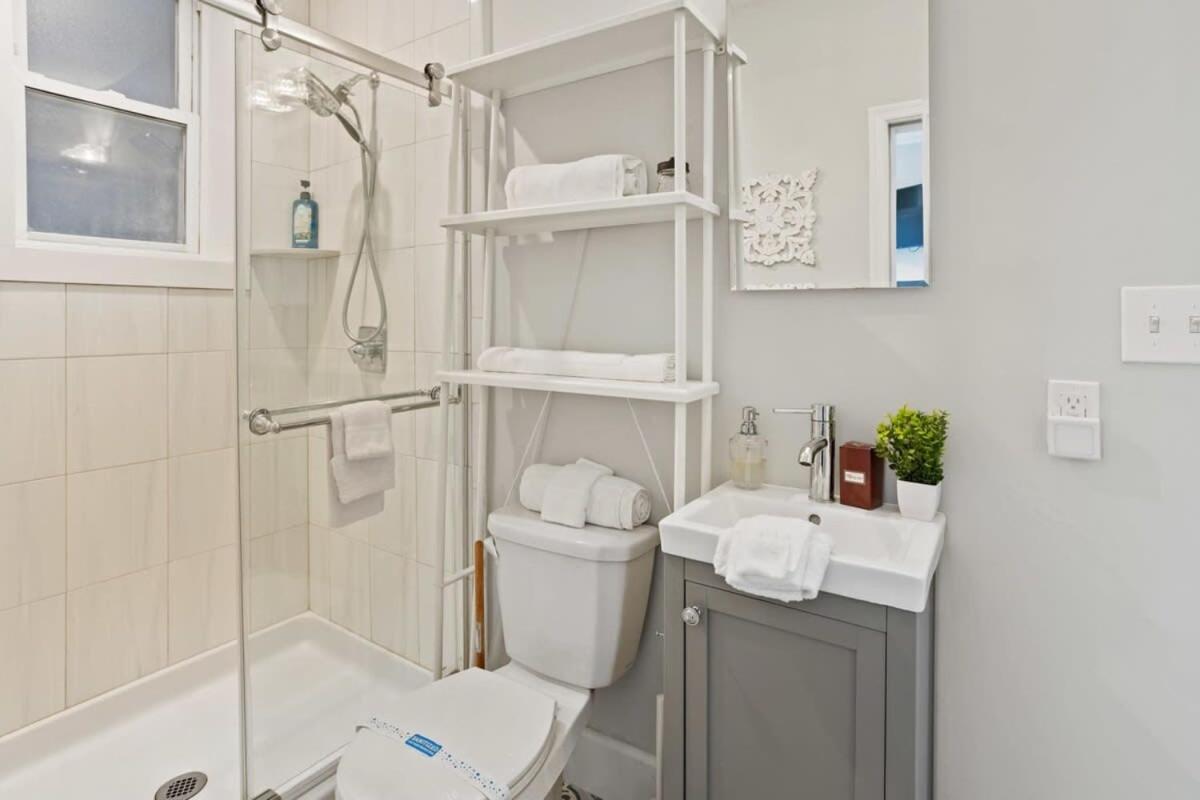 Steps From The Spacious Modern 4br 2ba Apartment Atlantic City